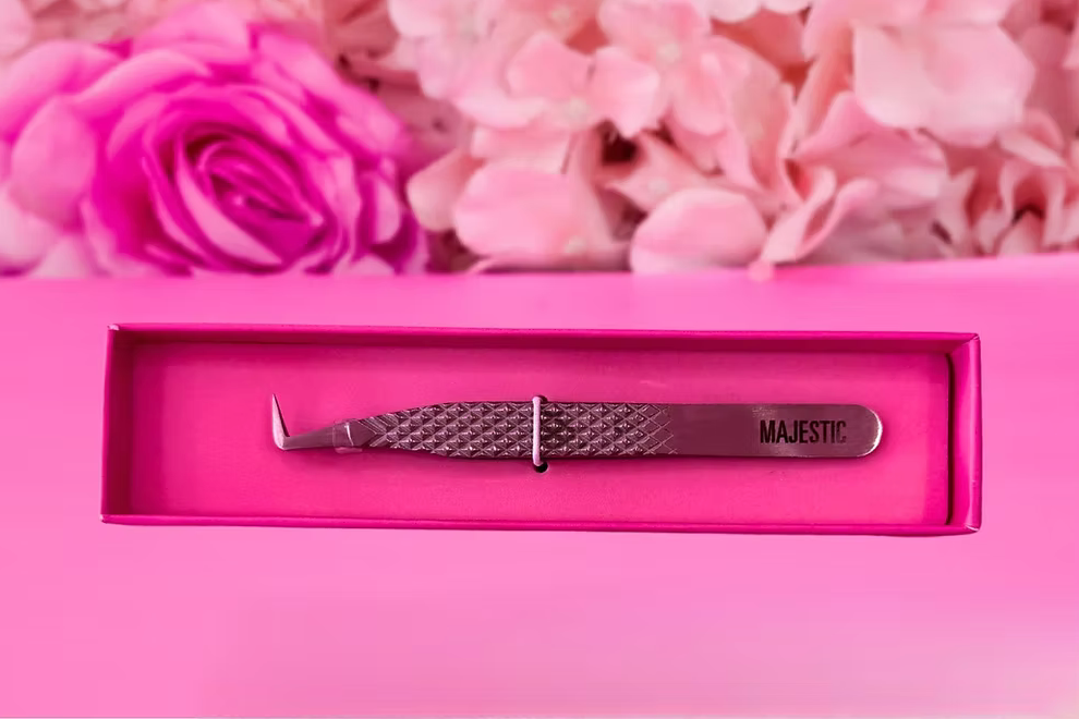 Majestic Tweezer