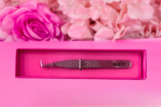 Majestic Tweezer